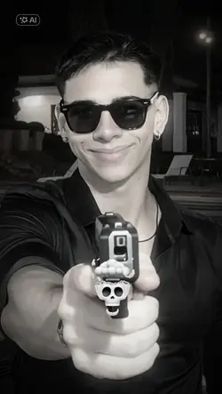 Gun