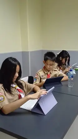 TEKNOLOGI WITH EDU