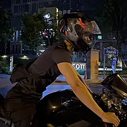 2 video 6 foto