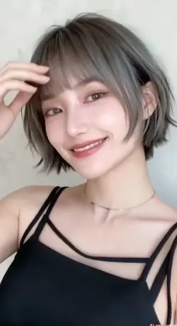 初めてのショート💕似合う?