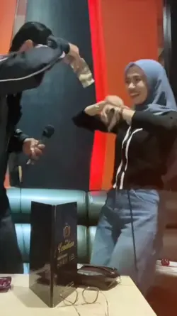 TREND SLOWMO KARAOKE