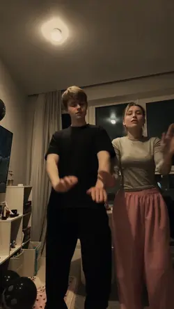 slowmotion dance