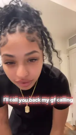 My gf calling 📞