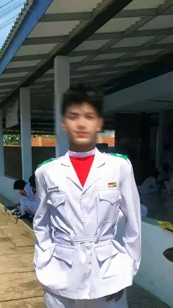 blur face aesthetic