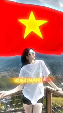 Phất Cờ Tổ Quốc