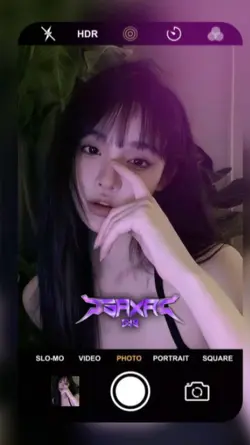 VERSI MIRROR KANE