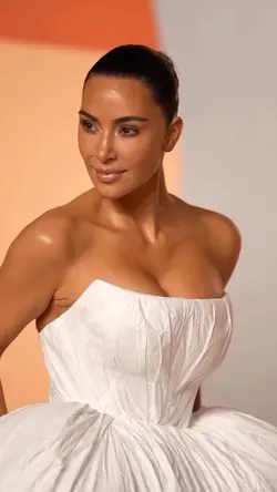 Kimkardashian👠👄