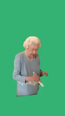 queen cutting cake