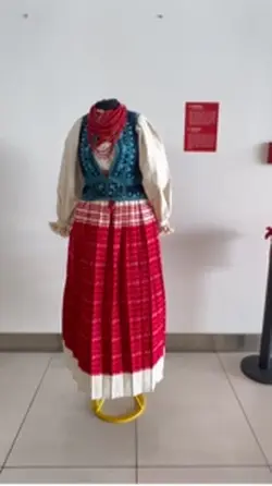 Traditional Clothes 