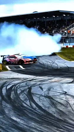 Racing car
