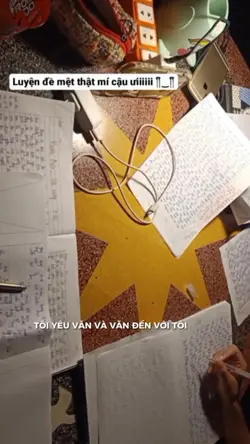 TÔI YÊU VĂN