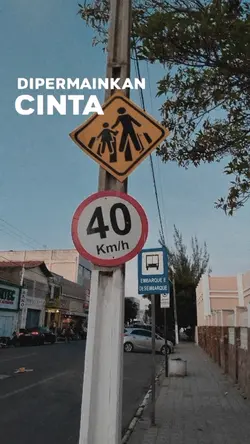 Lirik lagu AESTHETIC