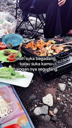 LEBIH SUKA BEGADANG