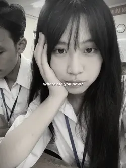 1 pics màu tối