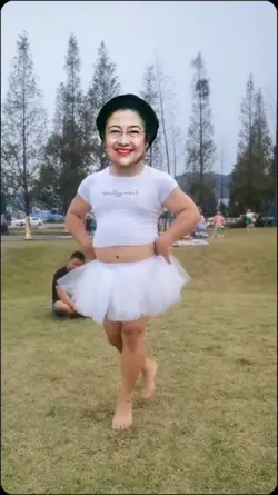 tari kepala ngakak