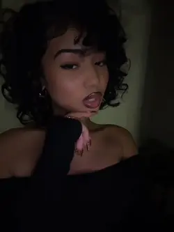 DALE MAMI PÉGATE