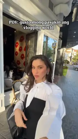 vlogging world
