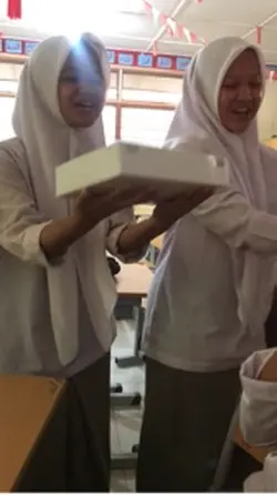 Kejutan ulang tahun 
