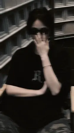 Aesthetic Blur