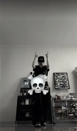 Dance x Skull emoji
