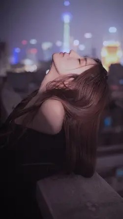 ហេតុអ្វីខ្ញុំយំនឹកគេ