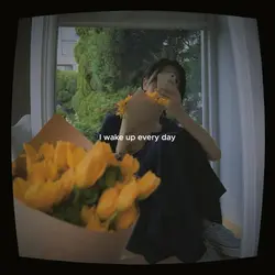 Girl in the mirror 