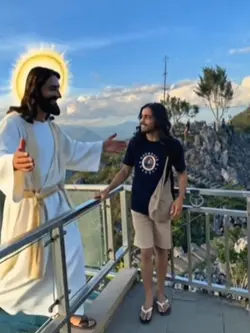 di peluk yesus