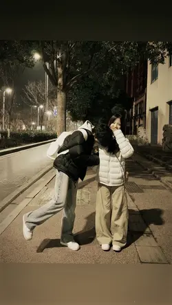 DẠO BƯỚC HONG KONG
