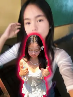MODELONG CHARING 
