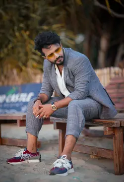 নদীর এ কুল ভাঙে