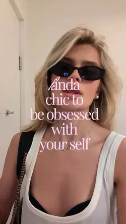 kinda chic to