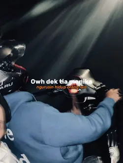 Dek tia monika