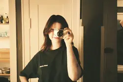 <3