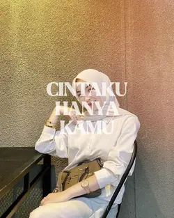 CINTA MERAH JAMBU
