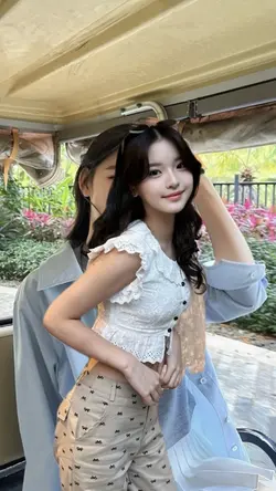 สาวสวนแตง