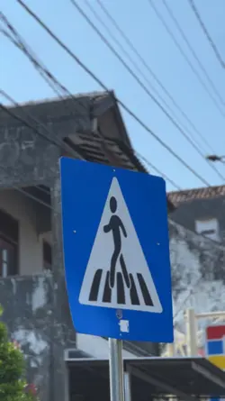 NADA DERING KUTUKAN