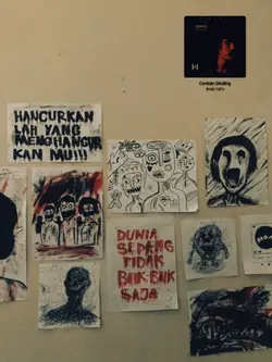 coretan dinding 
