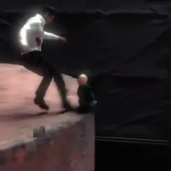 chuta o bebê reborn