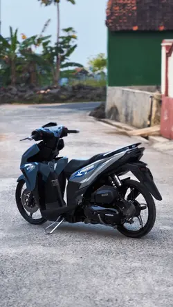NADA DERING KUTUKAN