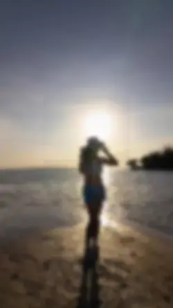 Feel this moment 