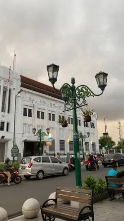 sesuatu di jogja