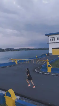 Running Slow Motion