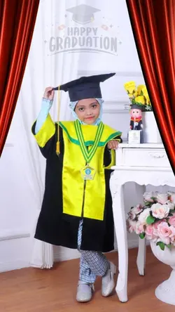 wisuda anak