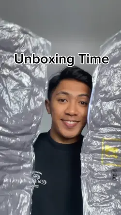 Unboxing time 