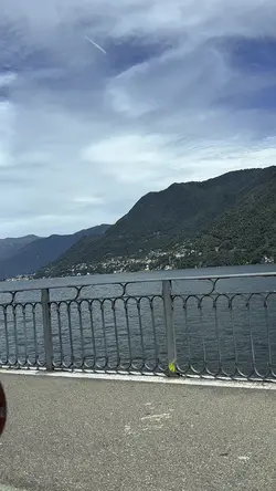 Como vibes