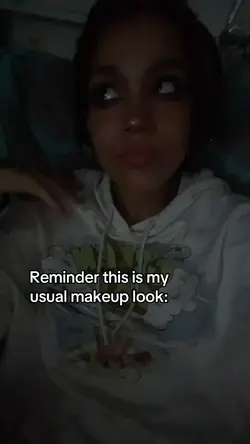 >:3