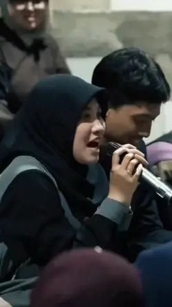 gaji di bawa UMR
