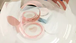 かわいいコスメ、雑貨紹介など