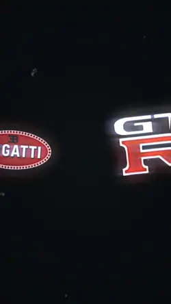 Logo intro car