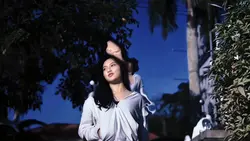 go far from me 16:9